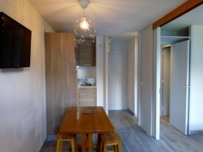 Appart cosy avec accès pistes et commerces, balcon, parking, animaux ok! - FR-1-355-24